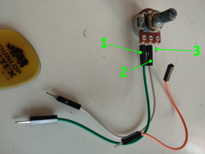 Connexion du potentiomètre par des câbles Arduino.